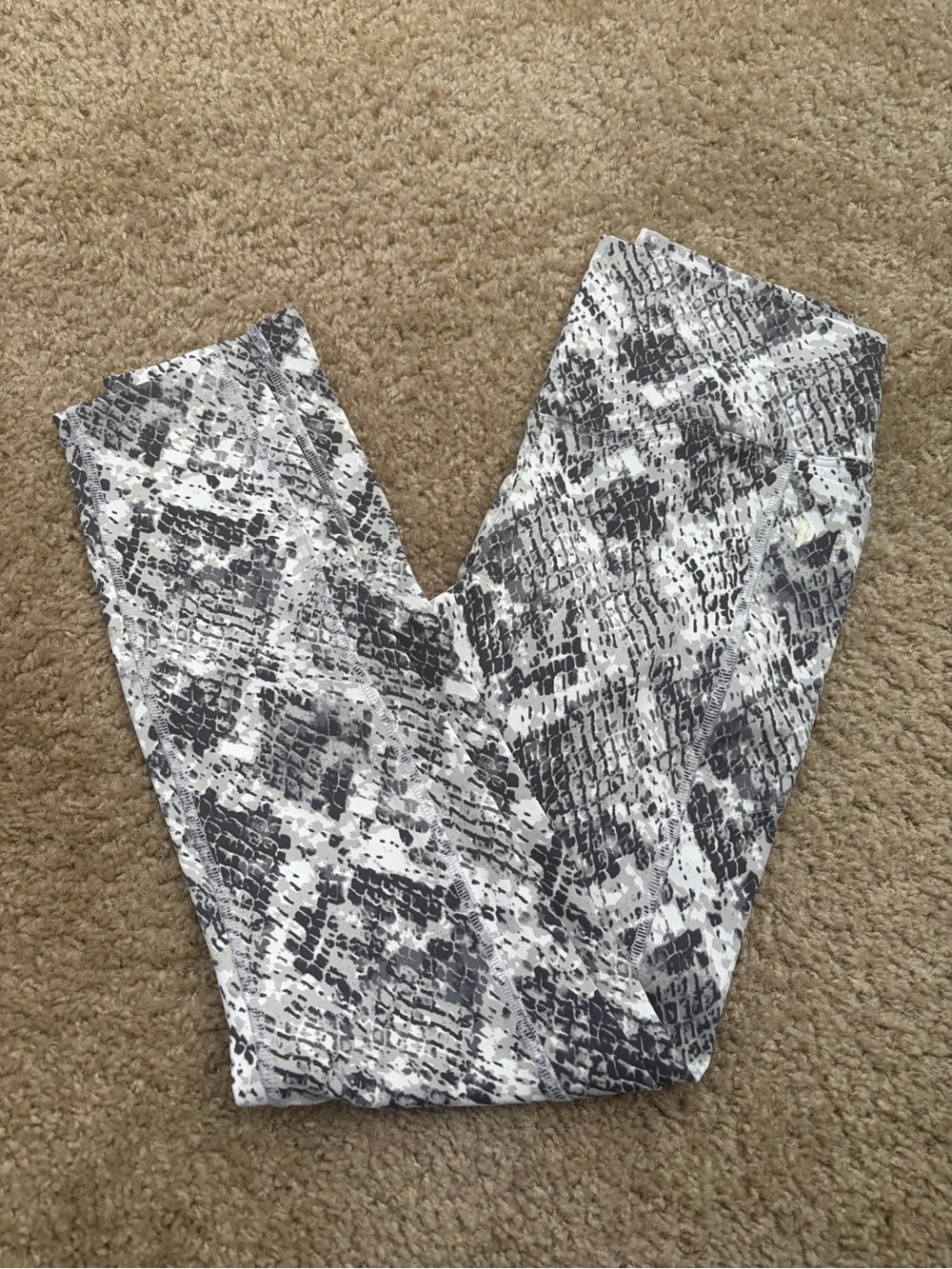 Victoria’s Secret PINK Ultimate Leggings